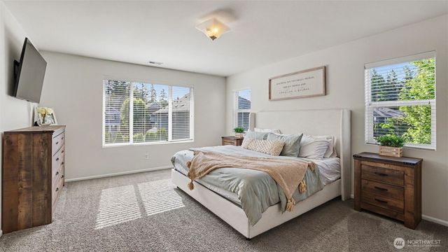 27442 209th Court SE, Maple Valley, WA 98038