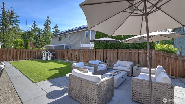 27442 209th Court SE, Maple Valley, WA 98038