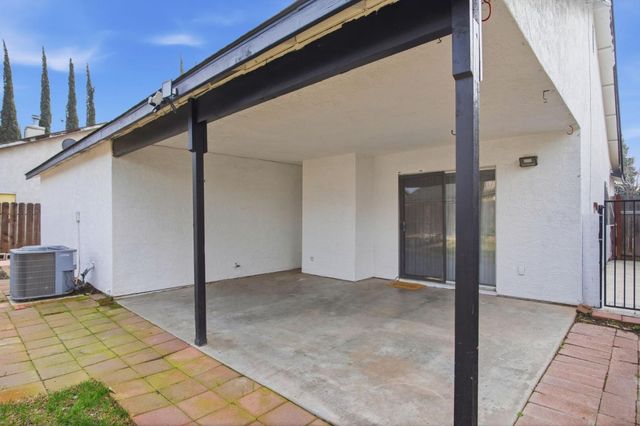 3117 Gibson Way, Modesto, CA 95354