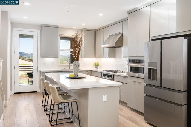 1200 Lorenzini Loop, San Ramon, CA 94583