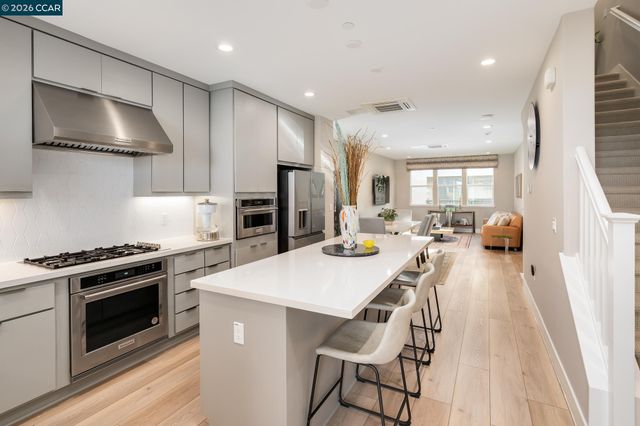 1200 Lorenzini Loop, San Ramon, CA 94583