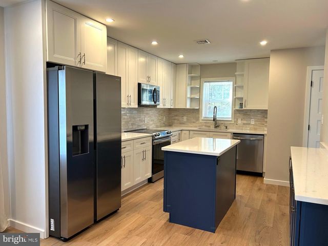 428 PARK TER, Harrisburg, PA 17111