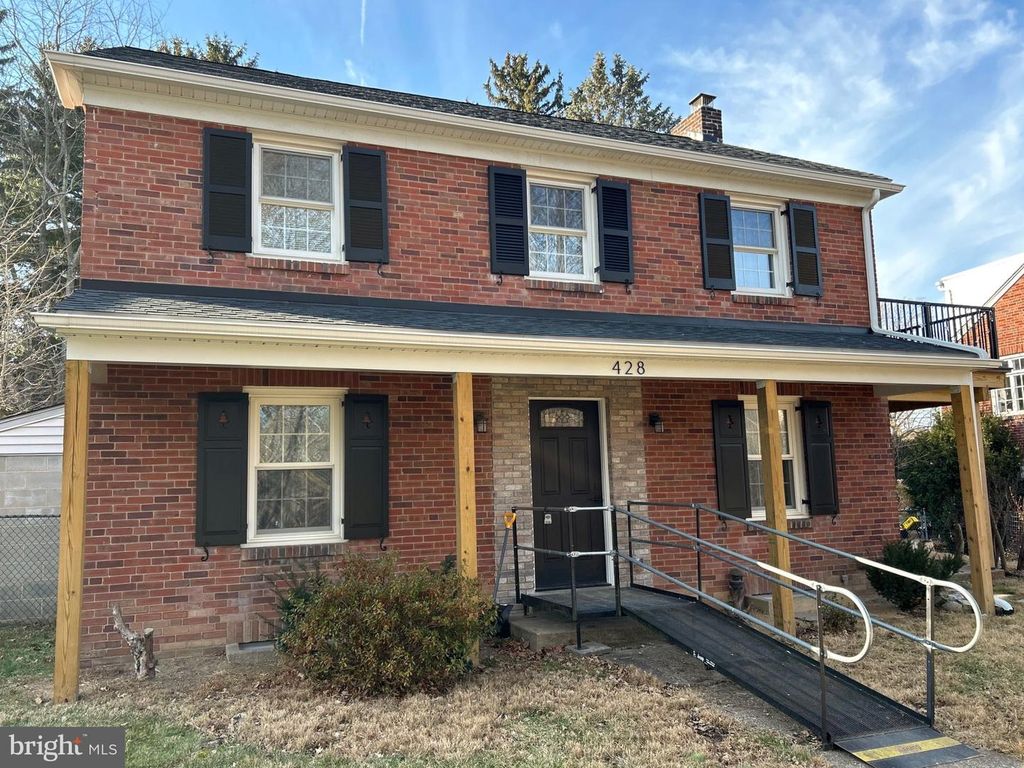 428 PARK TER, Harrisburg, PA 17111