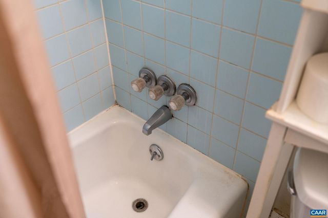 609 B ST, Staunton, VA 24401