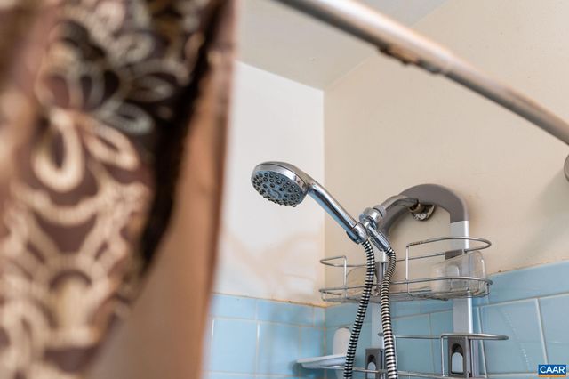 609 B ST, Staunton, VA 24401