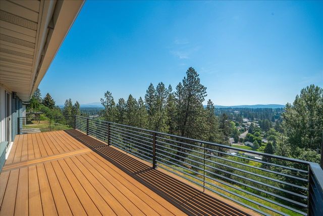 8312 N Northview Rd, Spokane, WA 99208