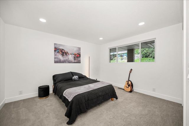 8312 N Northview Rd, Spokane, WA 99208