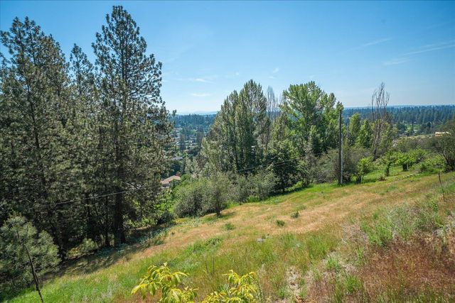 8312 N Northview Rd, Spokane, WA 99208