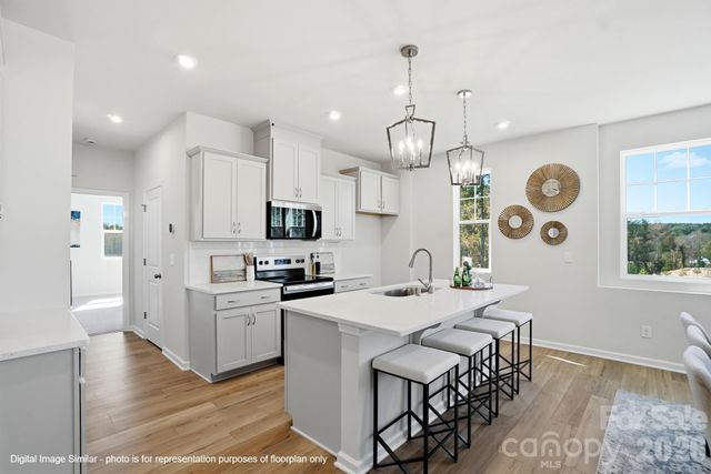 2574 Selbourne Drive, Gastonia, NC 28052
