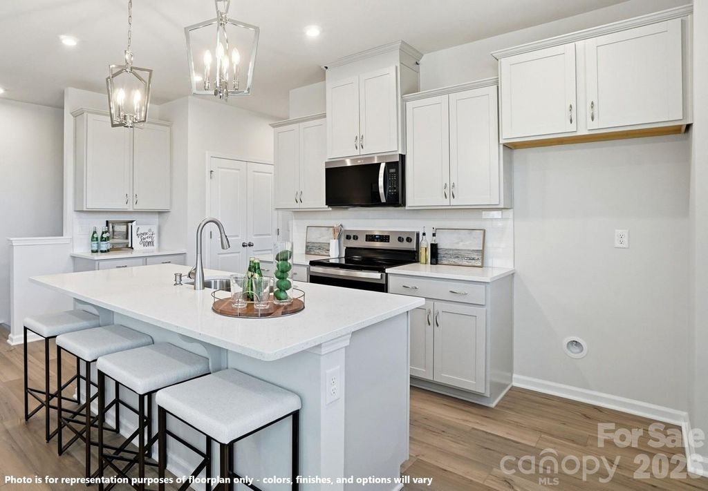 2574 Selbourne Drive, Gastonia, NC 28052