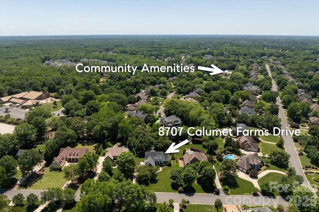 8707 Calumet Farms Dr, Waxhaw, NC 28173