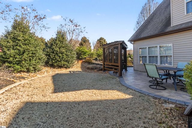 2 Mossycup Road, Taylors, SC 29687