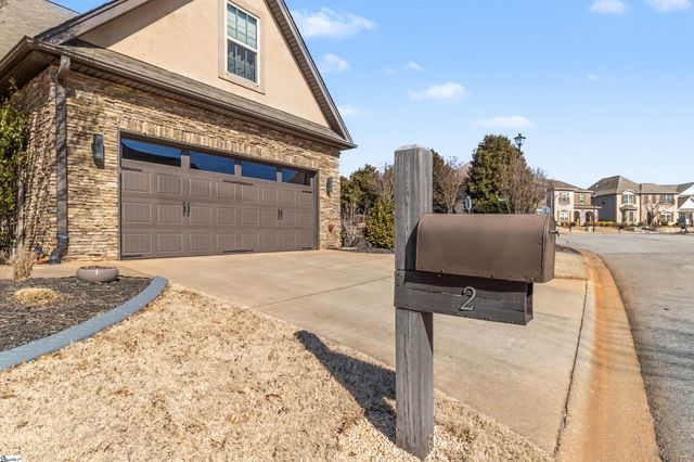 2 Mossycup Road, Taylors, SC 29687