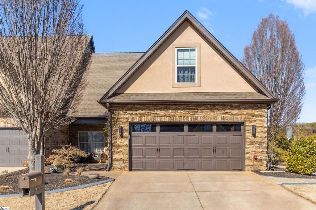 2 Mossycup Road, Taylors, SC 29687