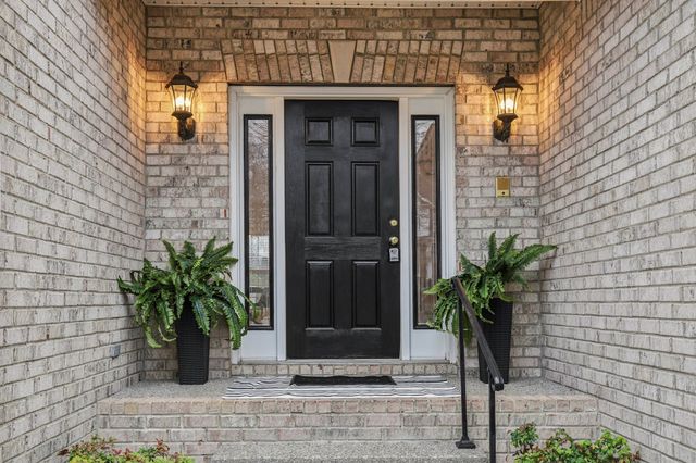 1532 Bunbury Dr, Thompsons Station, TN 37179