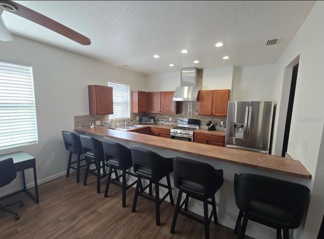 8205 N 12TH STREET, Tampa, FL 33604