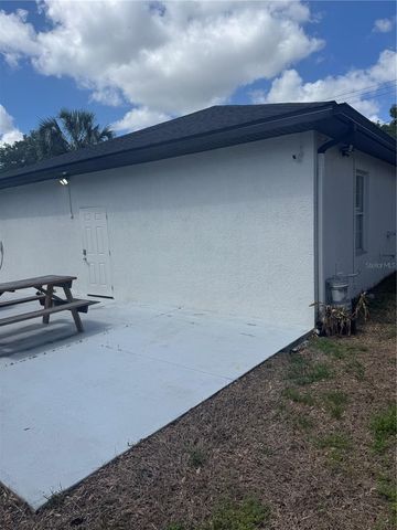8205 N 12TH STREET, Tampa, FL 33604