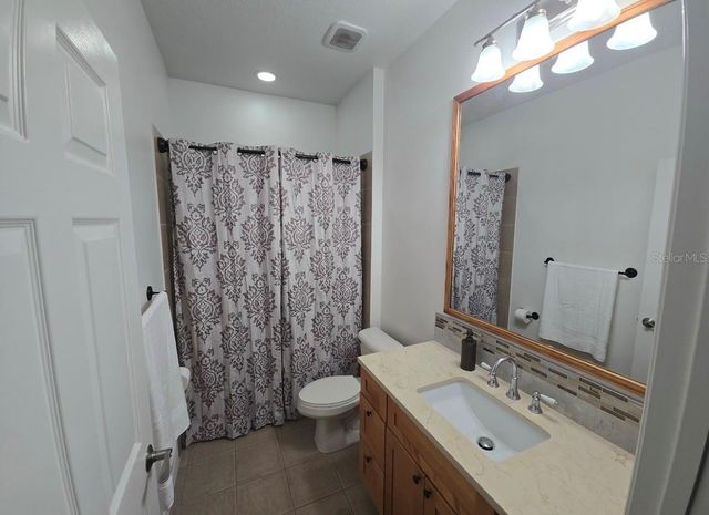 8205 N 12TH STREET, Tampa, FL 33604