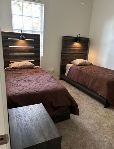 8205 N 12TH STREET, Tampa, FL 33604