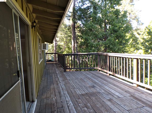 20663 Haiapo Rd, Mi Wuk Village, CA 95346
