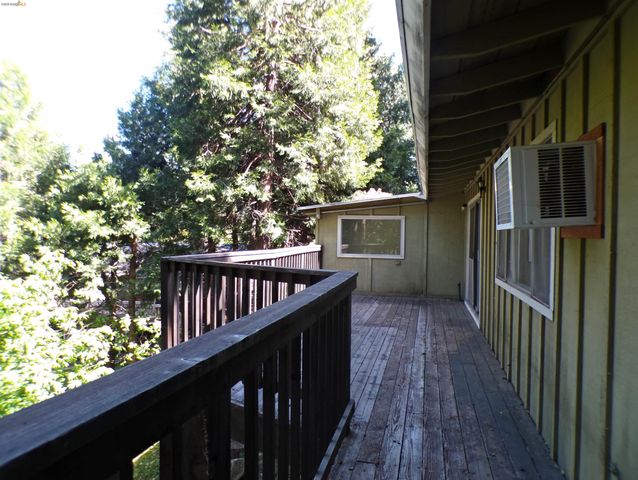 20663 Haiapo Rd, Mi Wuk Village, CA 95346