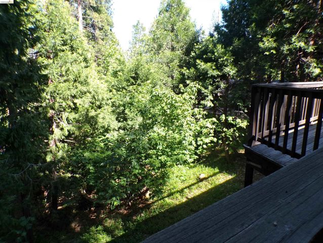 20663 Haiapo Rd, Mi Wuk Village, CA 95346