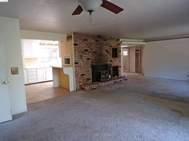 20663 Haiapo Rd, Mi Wuk Village, CA 95346