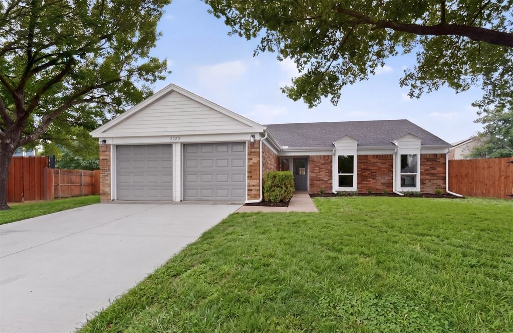 5329 Baker Court, Flower Mound, TX 75028