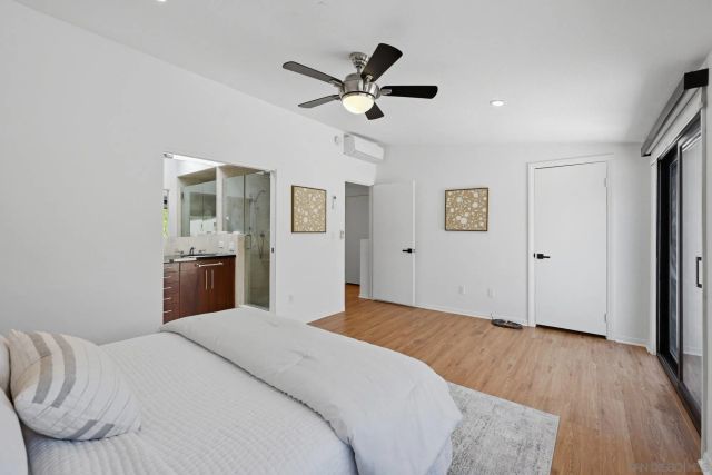 8963 Caminito Fresco, La Jolla, CA 92037