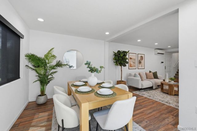 8963 Caminito Fresco, La Jolla, CA 92037