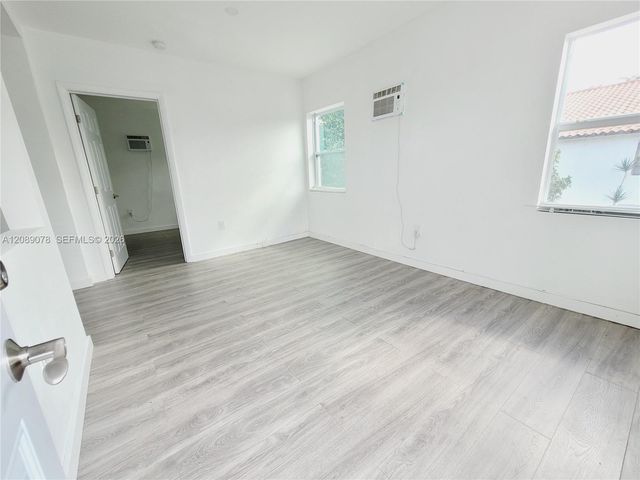 1922 NW 1st Street 3, Miami, FL 33125