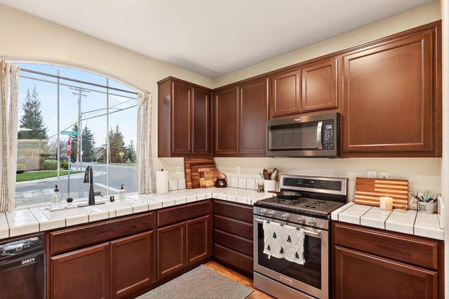 4708 Navaho Ct, Denair, CA 95316