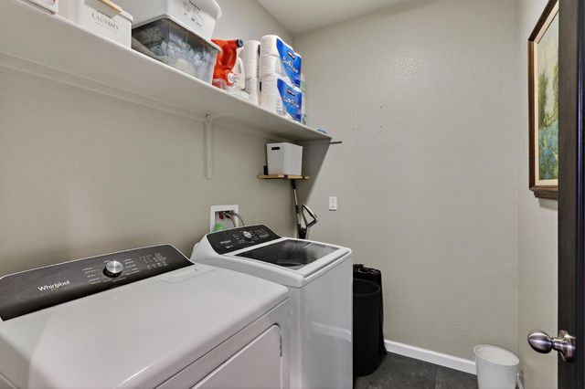 4708 Navaho Ct, Denair, CA 95316