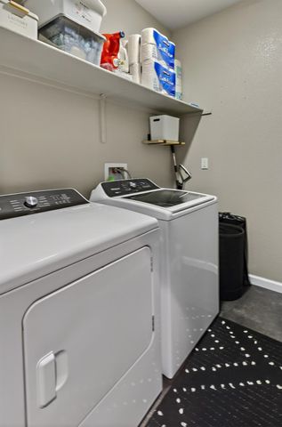 4708 Navaho Ct, Denair, CA 95316