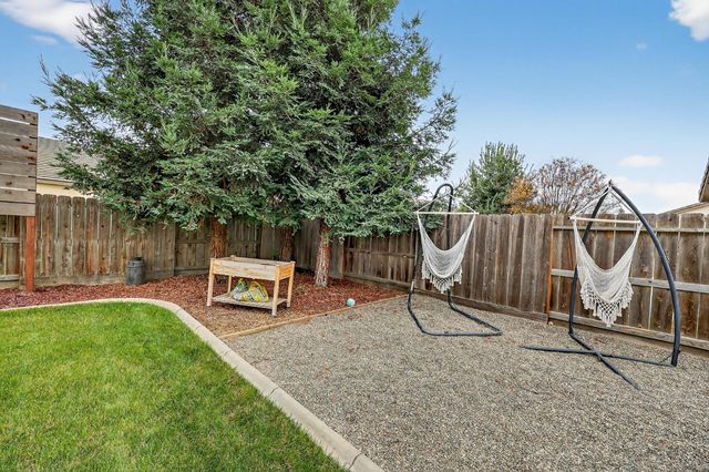 4708 Navaho Ct, Denair, CA 95316