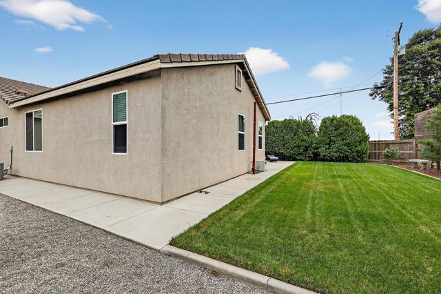 4708 Navaho Ct, Denair, CA 95316