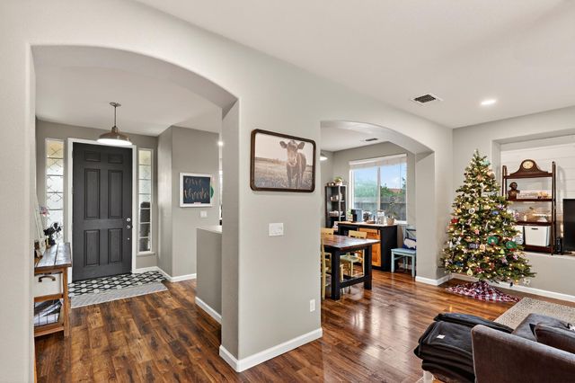 4708 Navaho Ct, Denair, CA 95316