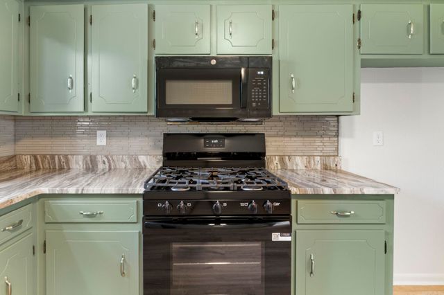 114 Overland Trail, Jacksonville, AR 72076