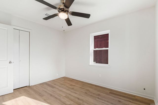 114 Overland Trail, Jacksonville, AR 72076