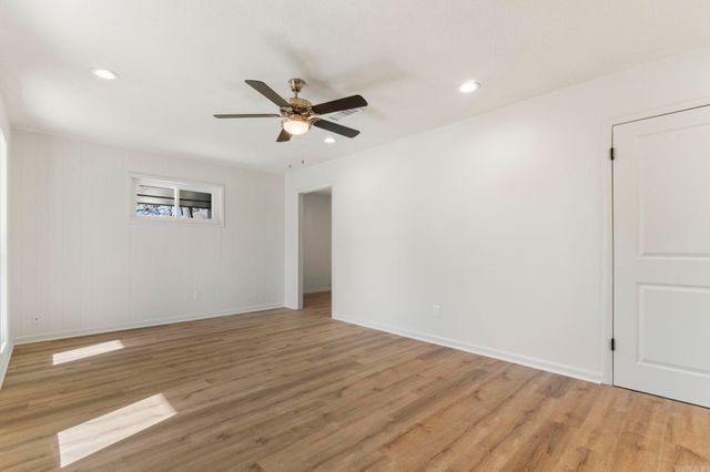 114 Overland Trail, Jacksonville, AR 72076