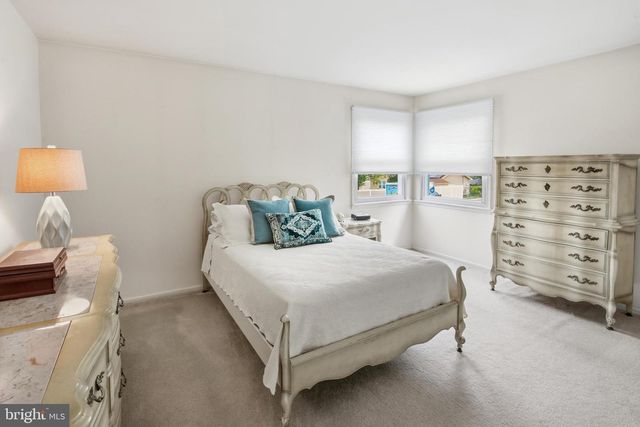 101 WILSON AVE, Blackwood, NJ 08012