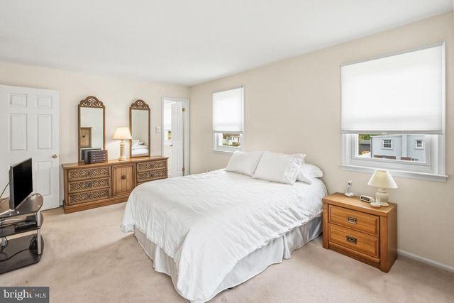 101 WILSON AVE, Blackwood, NJ 08012