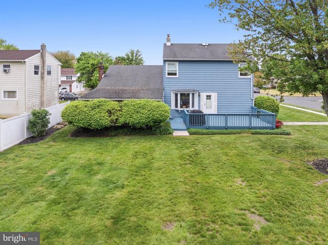 101 WILSON AVE, Blackwood, NJ 08012
