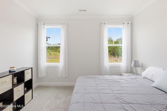 99 W Abaco Way, Hampstead, NC 28443