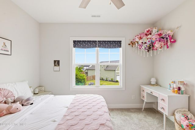 99 W Abaco Way, Hampstead, NC 28443