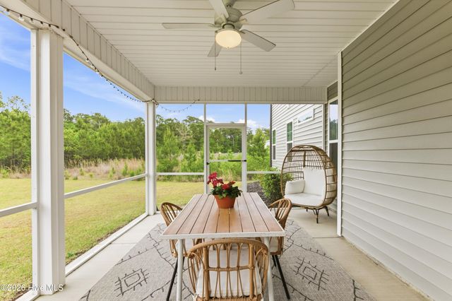 99 W Abaco Way, Hampstead, NC 28443