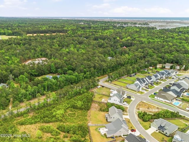 99 W Abaco Way, Hampstead, NC 28443
