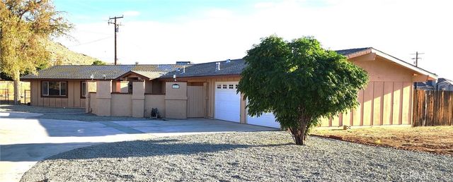 16257 Saint Timothy, Apple Valley, CA 92307