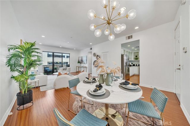 230 S Jackson 206, Glendale, CA 91205