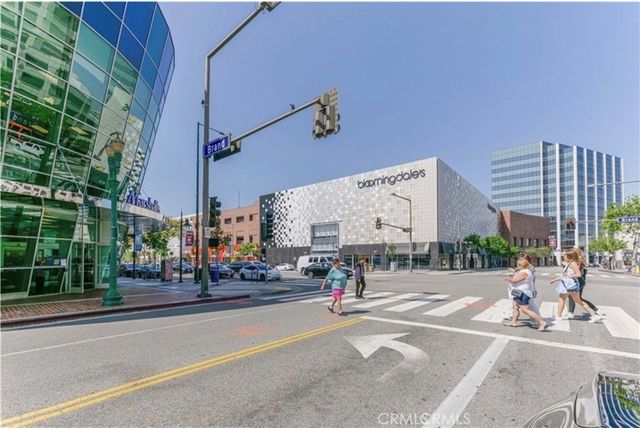 230 S Jackson 206, Glendale, CA 91205